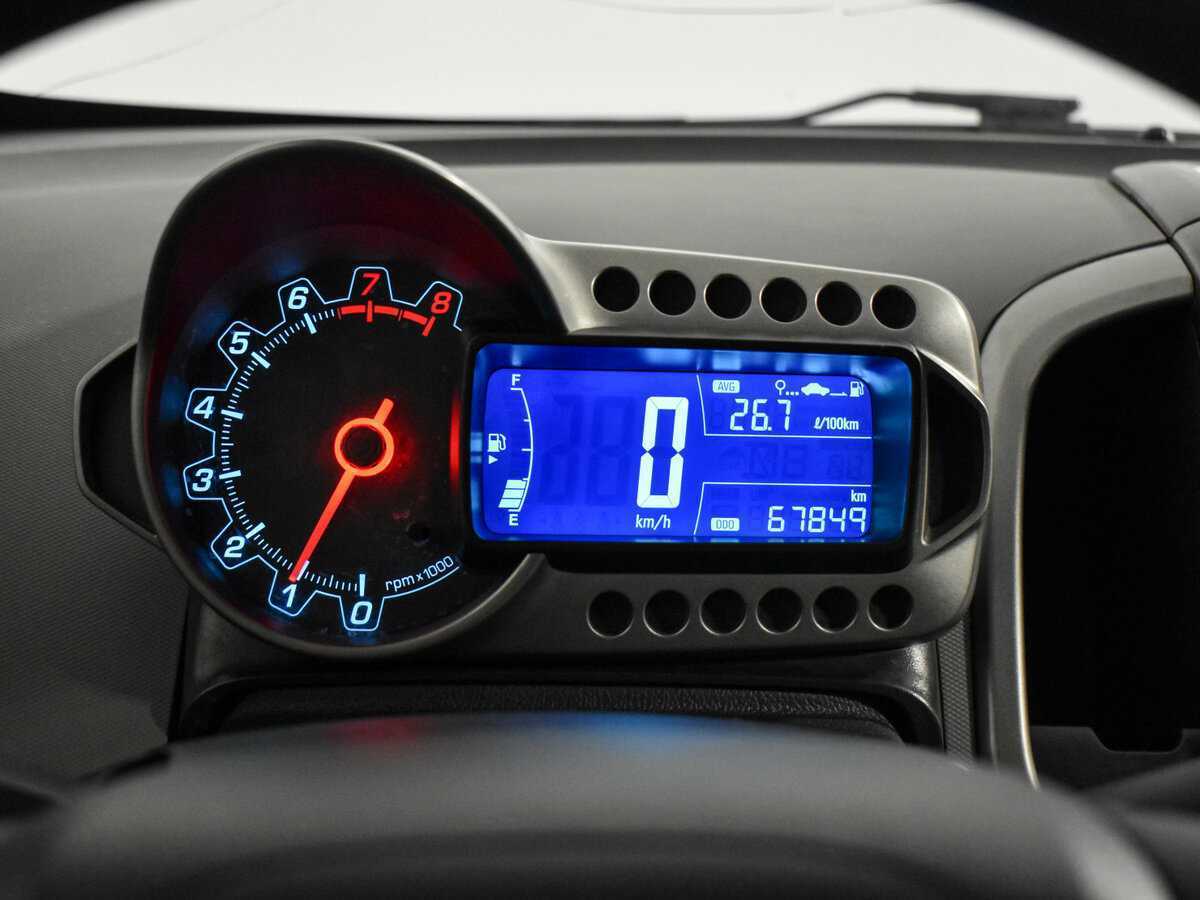 Chevrolet Aveo 2014 года с пробегом. Фото: #17