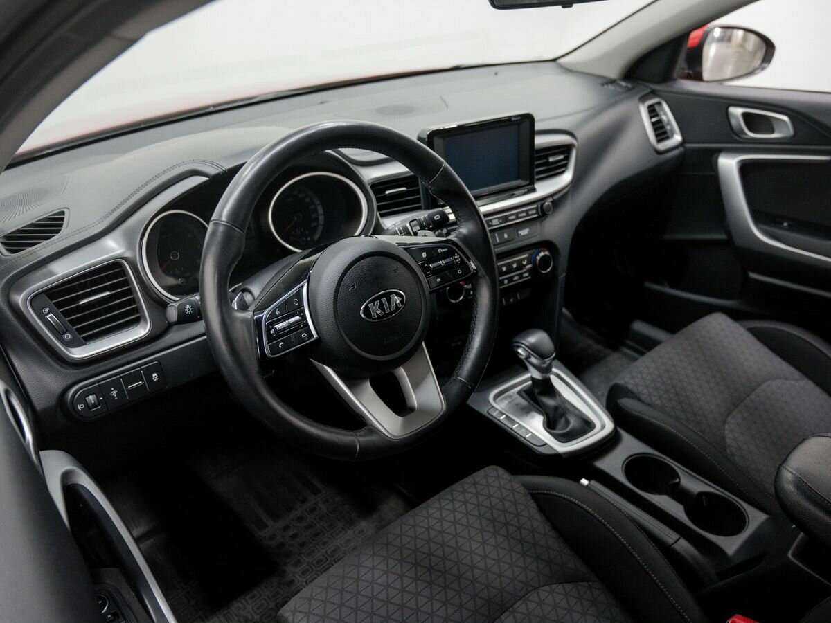 Kia Ceed 2019 года с пробегом. Фото: #14