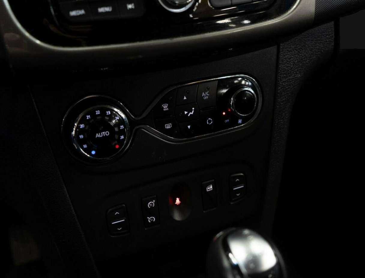 Renault Sandero 2018 года с пробегом. Фото: #9