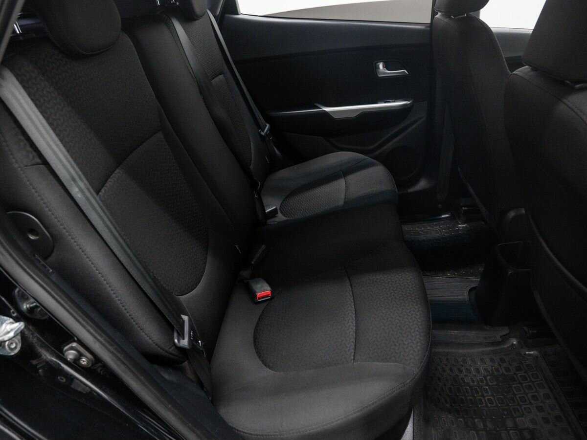 Kia Rio 2012 года с пробегом. Фото: #5