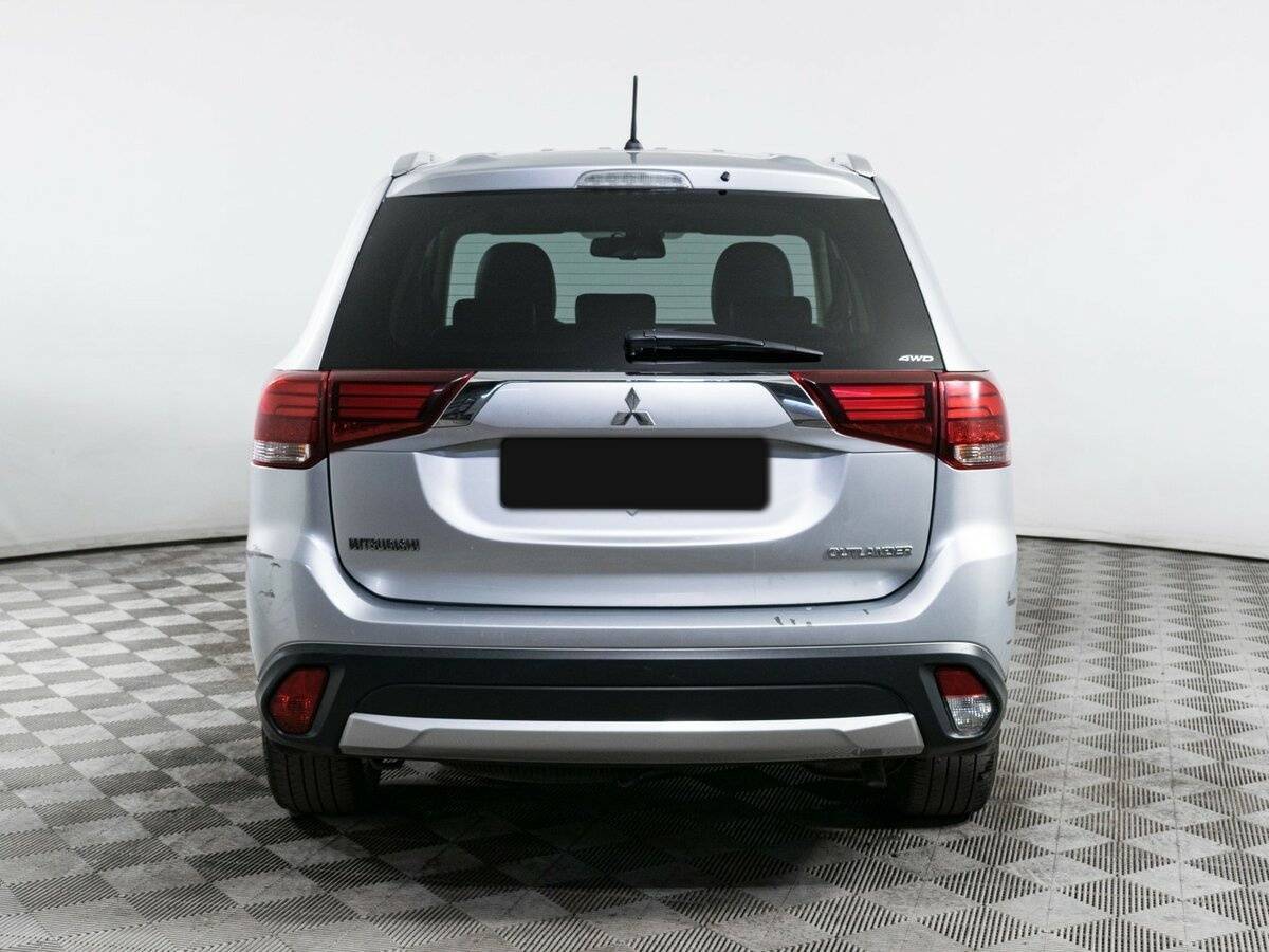 Mitsubishi Outlander 2015 года с пробегом. Фото: #4
