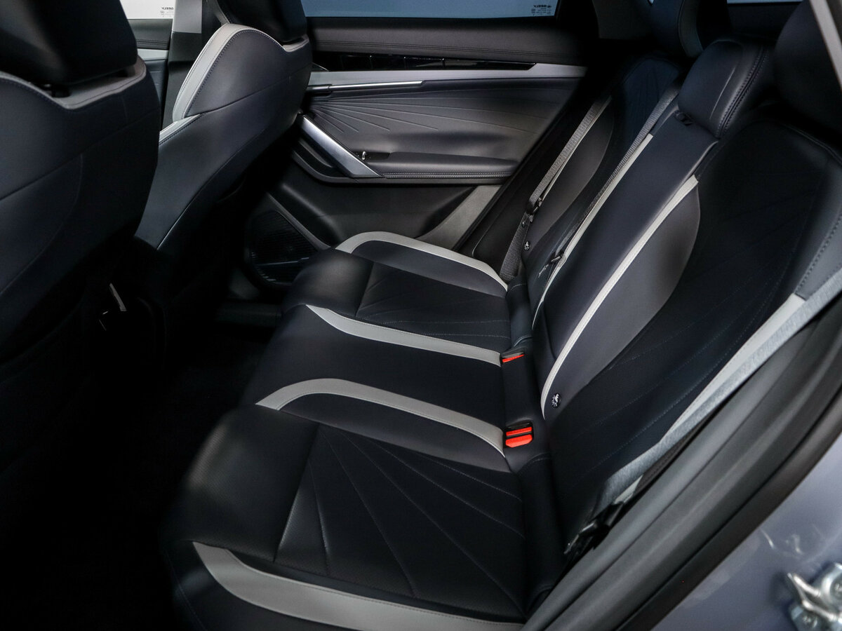 Geely Atlas 2023 года с пробегом. Фото: #9