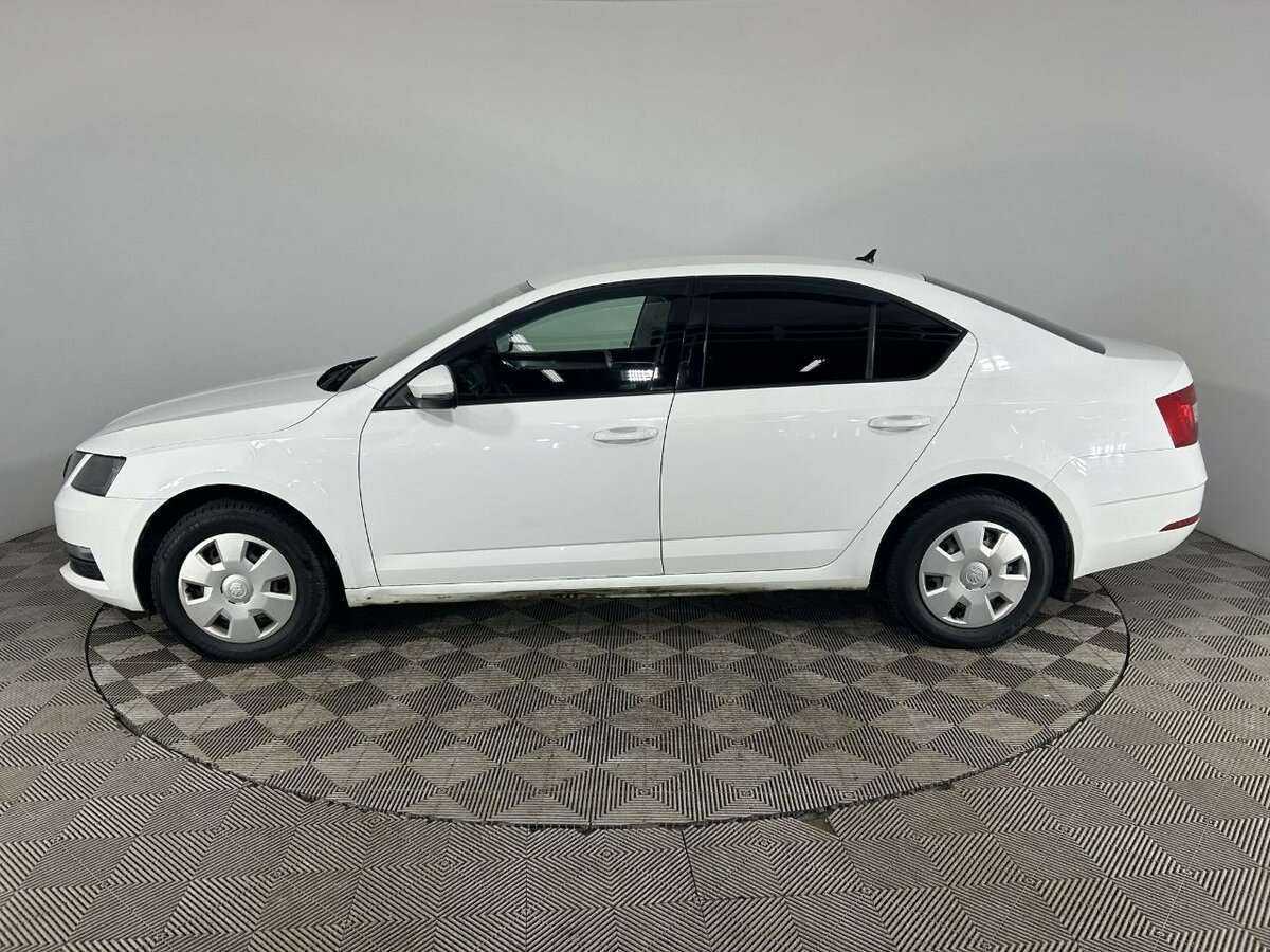 Skoda Octavia 2018 года с пробегом. Фото: #4