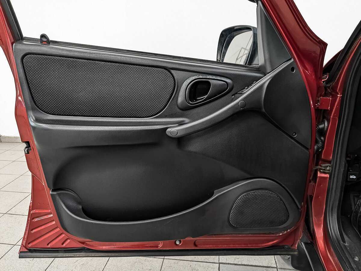 Chevrolet Niva 2015 года с пробегом. Фото: #17