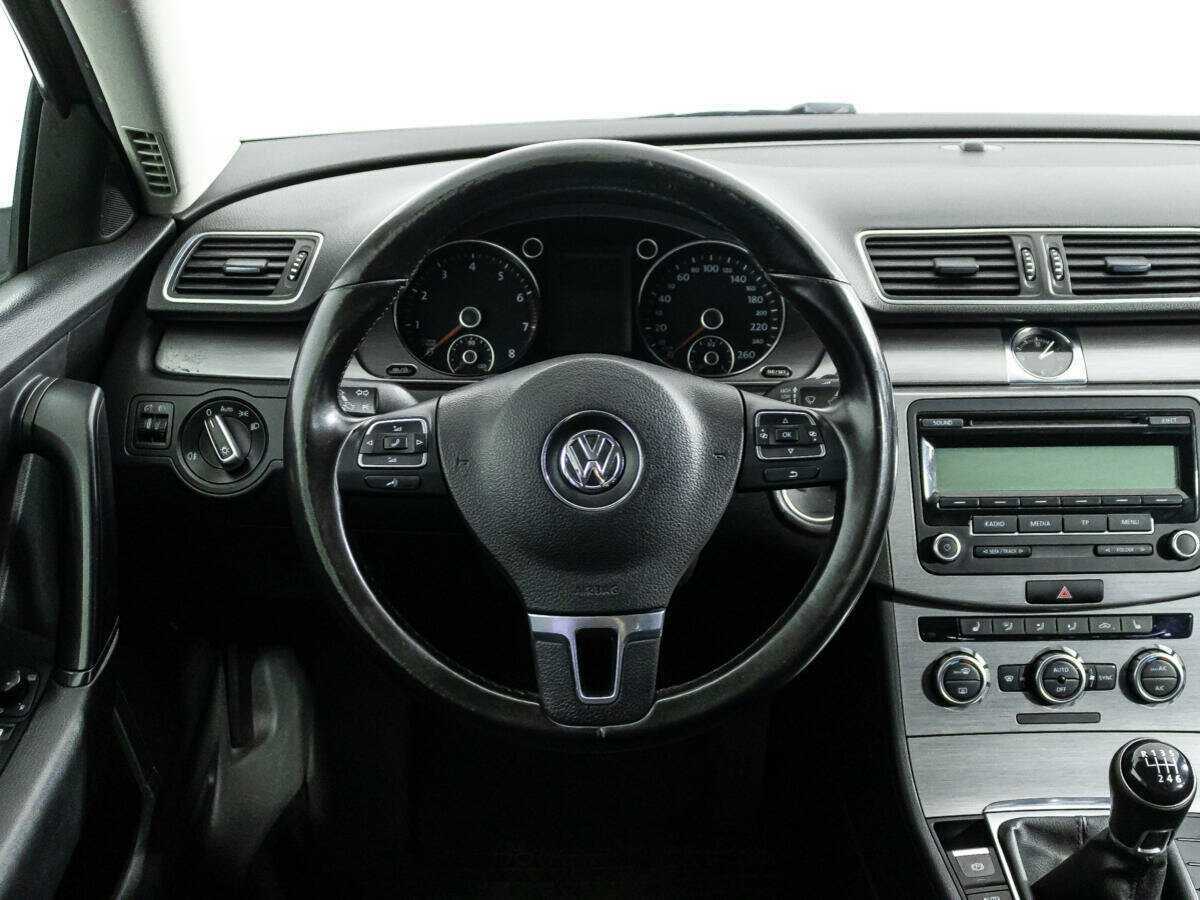 Volkswagen Passat 2013 года с пробегом. Фото: #15