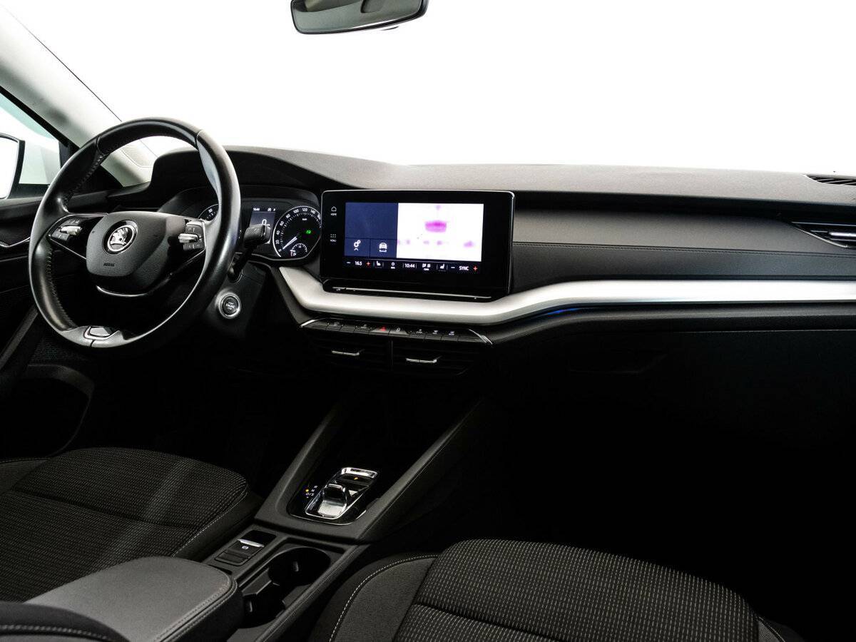 Skoda Octavia 2021 года с пробегом. Фото: #8