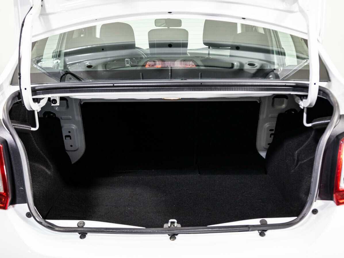 Renault Logan 2019 года с пробегом. Фото: #16