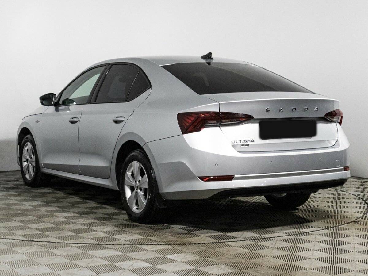 Skoda Octavia 2021 года с пробегом. Фото: #6