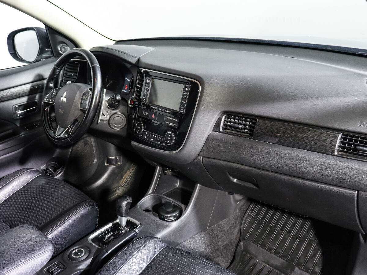Mitsubishi Outlander 2015 года с пробегом. Фото: #6