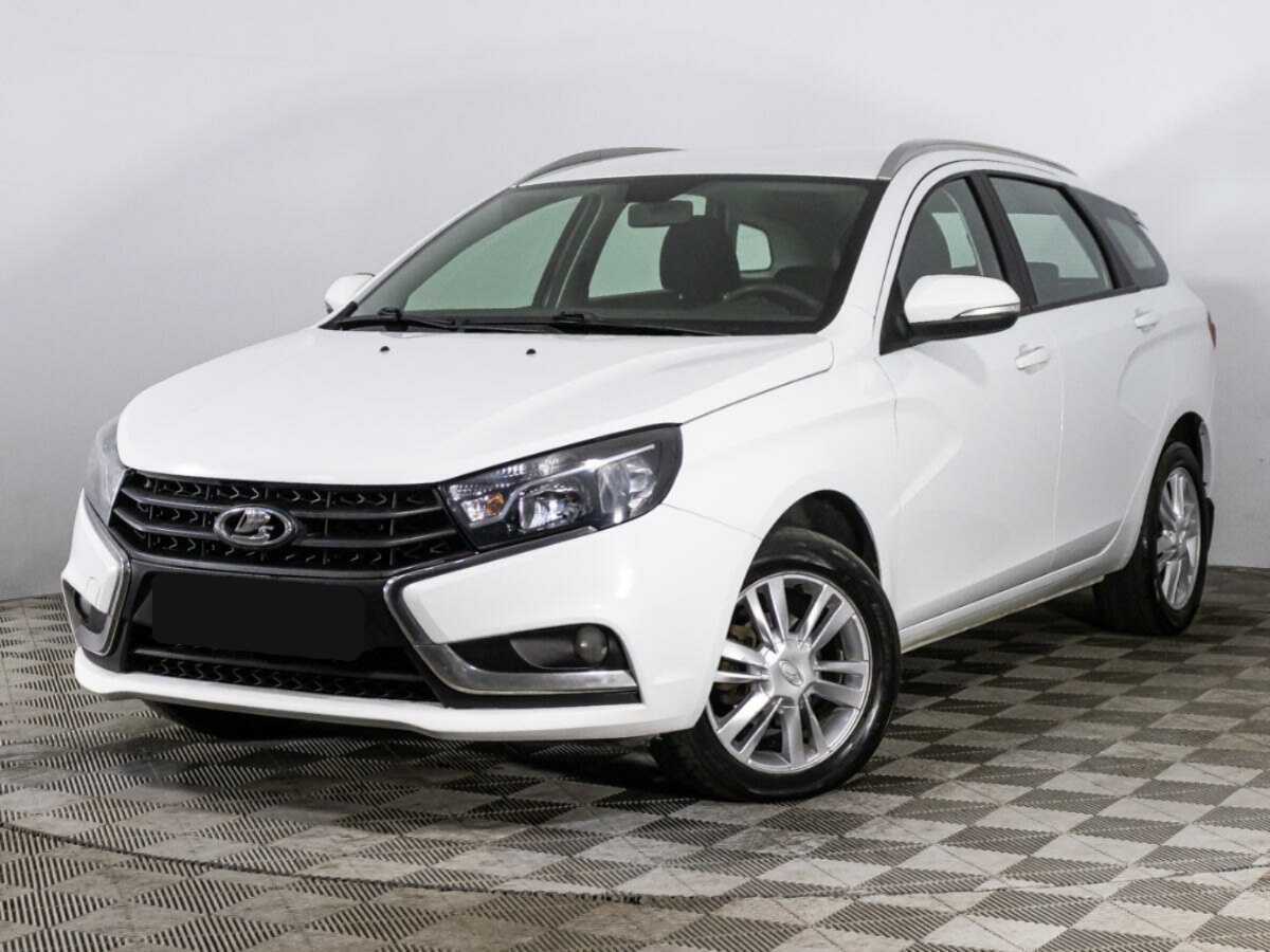 Lada (ВАЗ) Vesta 2017 года с пробегом. Посмотреть фото