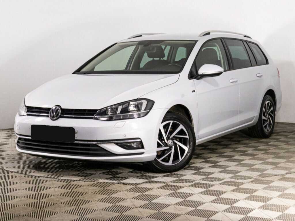 Volkswagen Golf 2018 года с пробегом. Фото: #0