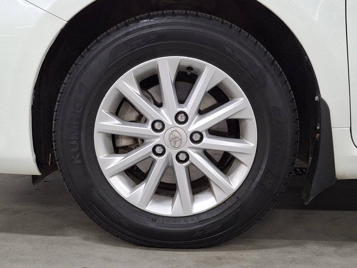 Toyota Camry 2015 года с пробегом. Фото: #17