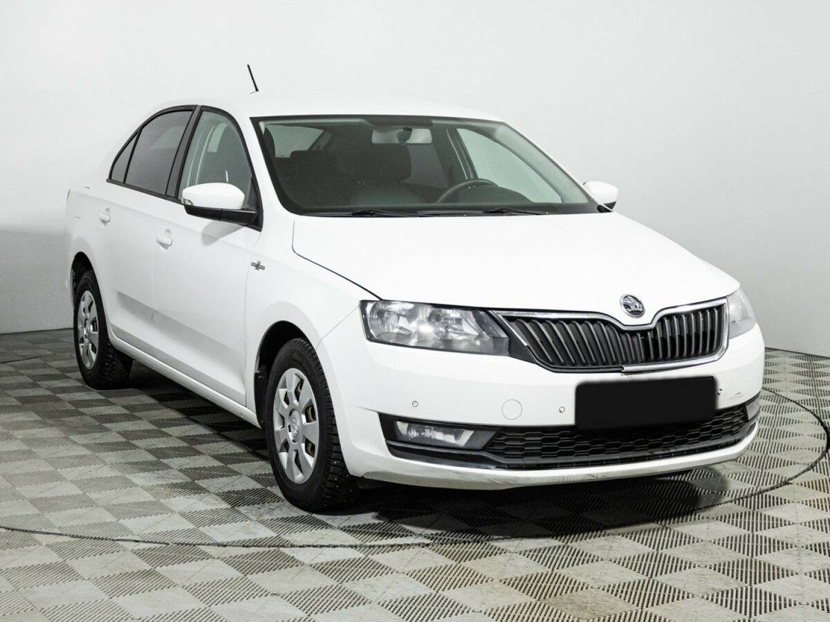 Skoda Rapid 2018 года с пробегом. Фото: #2