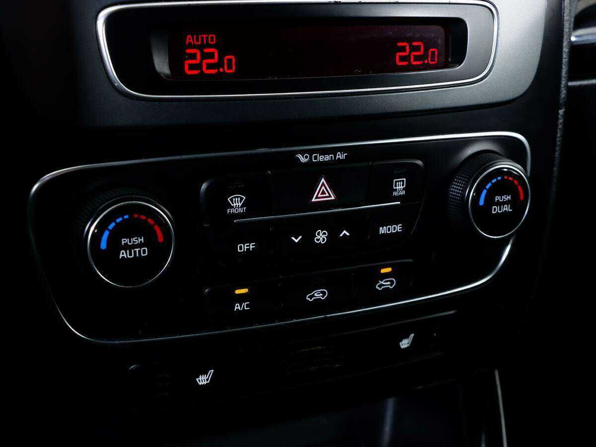 Kia Sorento 2013 года с пробегом. Фото: #14