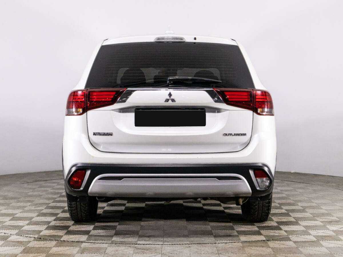 Mitsubishi Outlander 2019 года с пробегом. Фото: #5