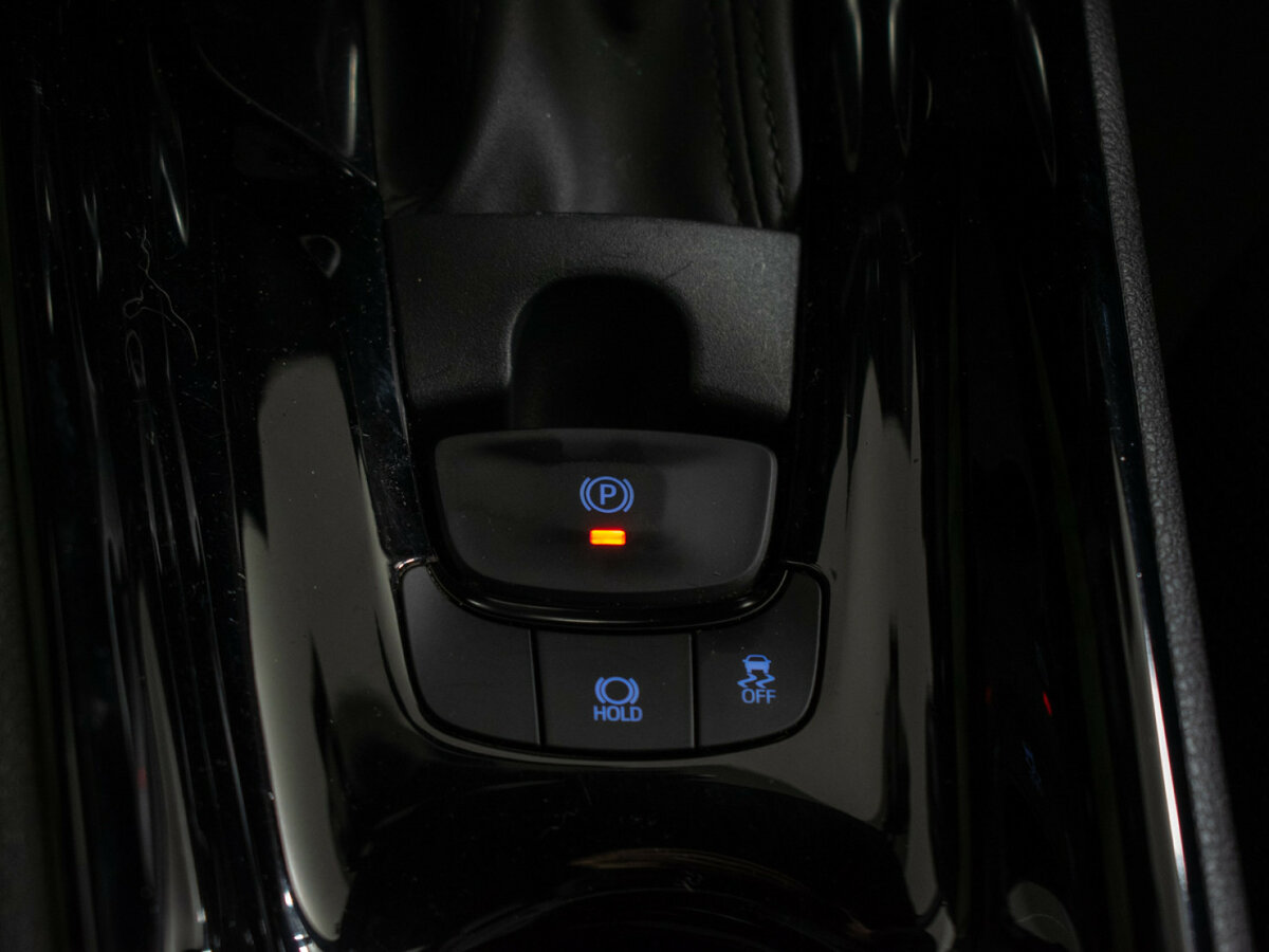 Toyota C-HR 2020 года с пробегом. Фото: #15