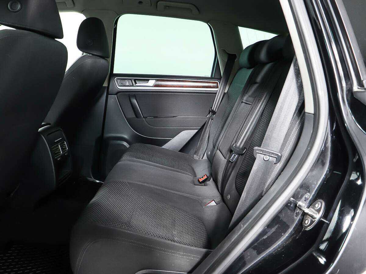 Volkswagen Touareg 2013 года с пробегом. Фото: #9