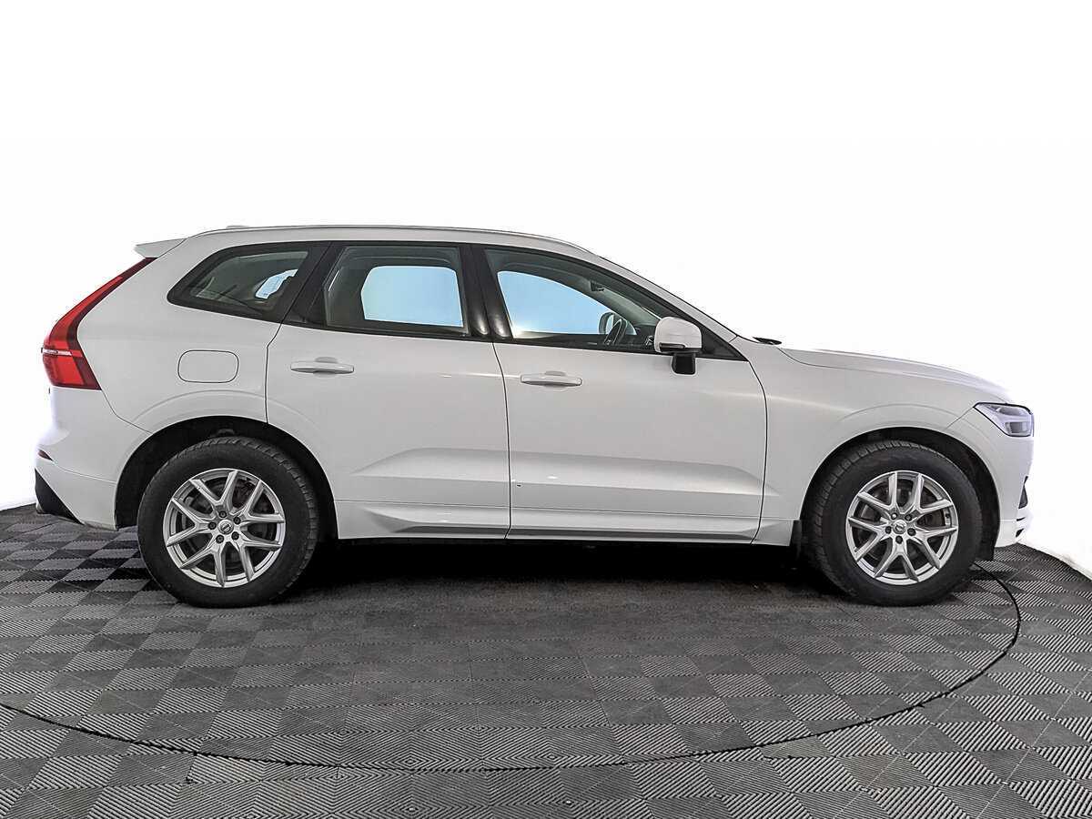 Volvo XC60 2018 года с пробегом. Фото: #3