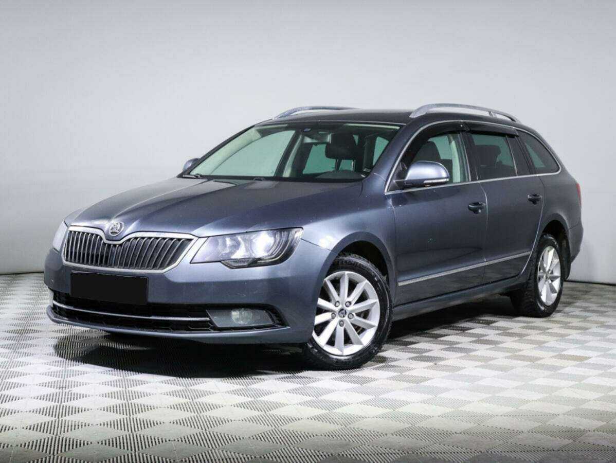 Skoda Superb 2013 года с пробегом. Посмотреть фото