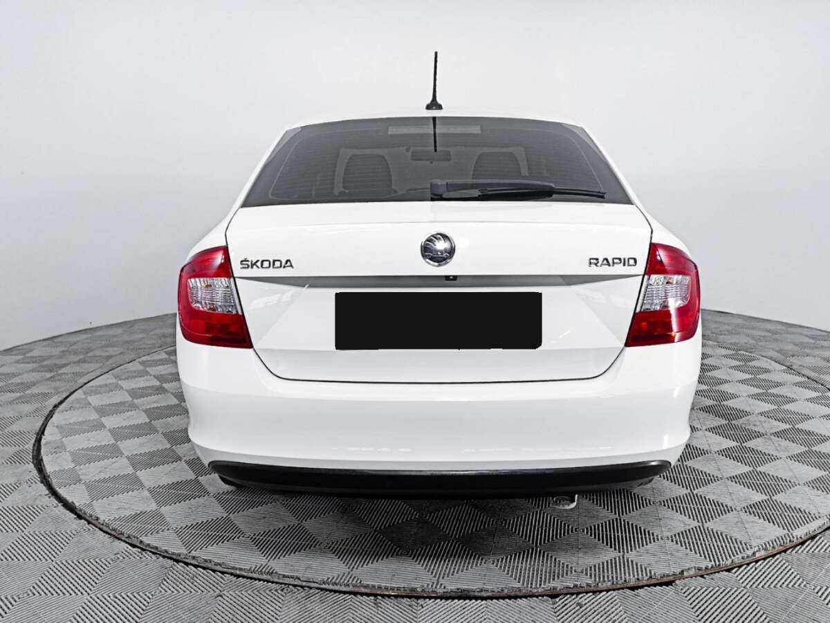 Skoda Rapid 2017 года с пробегом. Фото: #5