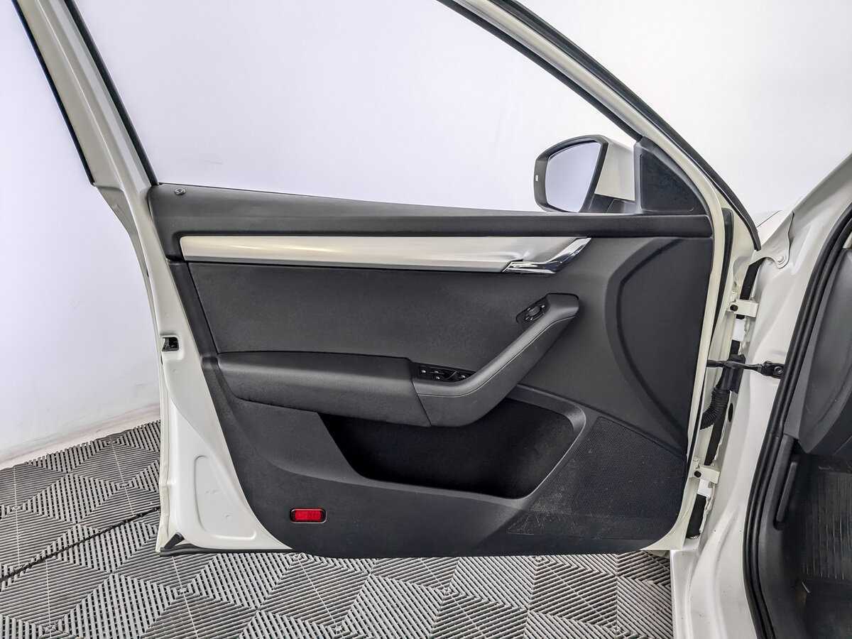 Skoda Octavia 2018 года с пробегом. Фото: #18