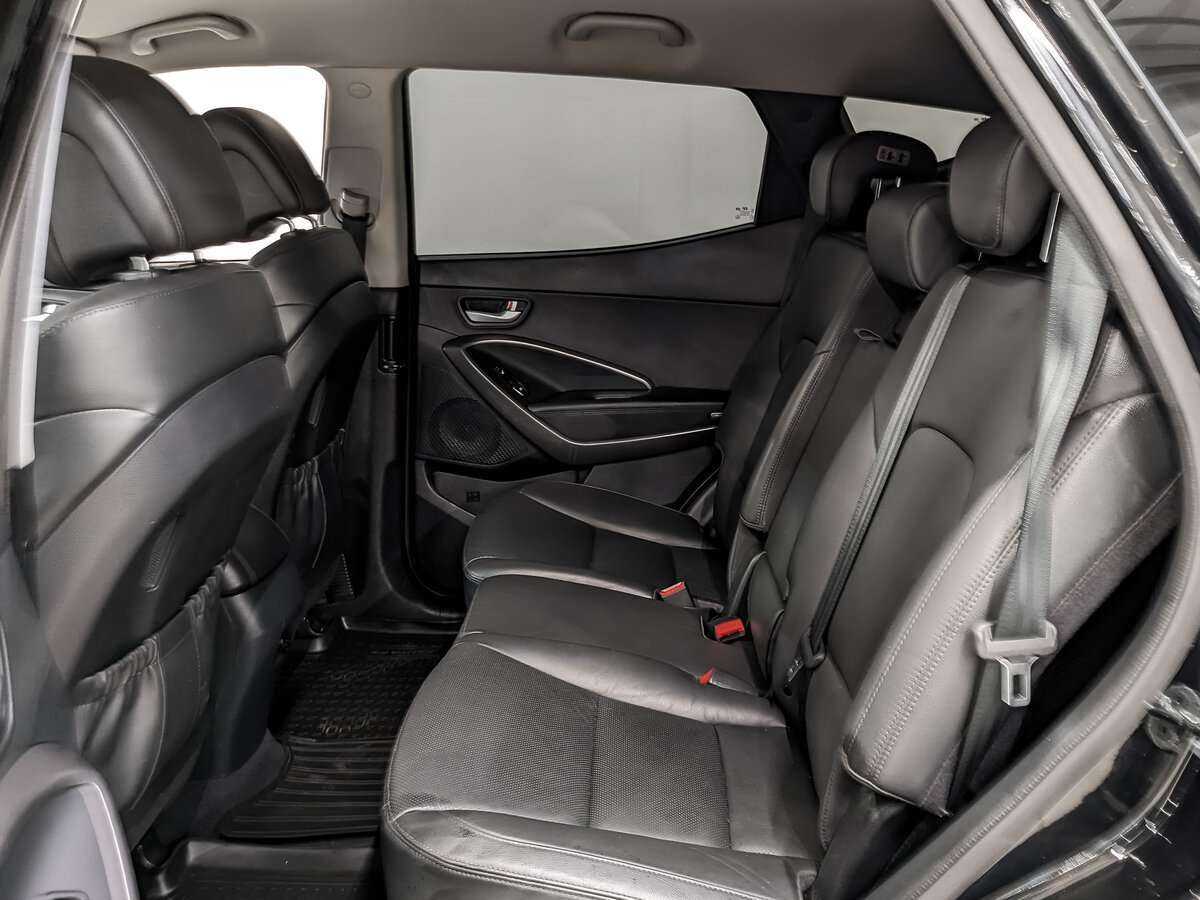 Hyundai Santa Fe 2015 года с пробегом. Фото: #12