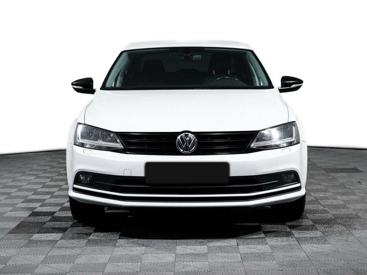 Volkswagen Jetta 2017 года с пробегом. Фото: #1