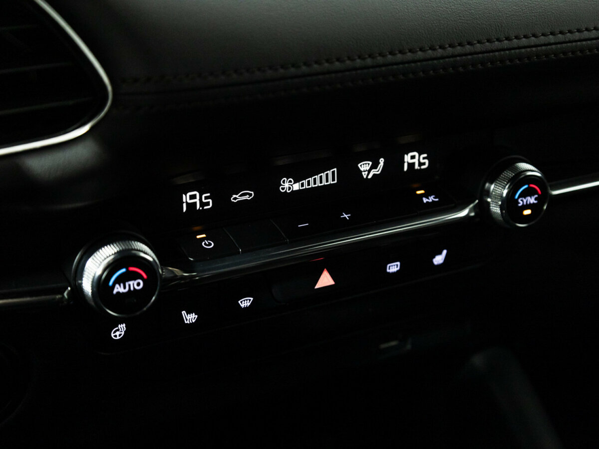 Mazda 3 2019 года с пробегом. Фото: #17