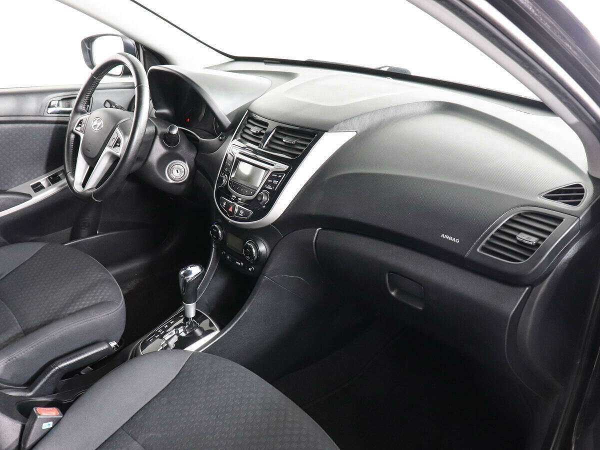 Hyundai Solaris 2012 года с пробегом. Фото: #5