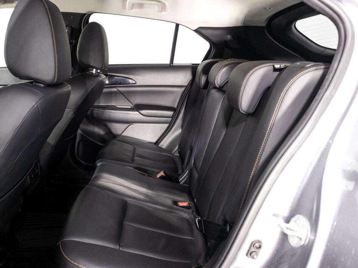 Mitsubishi Eclipse Cross 2018 года с пробегом. Фото: #9