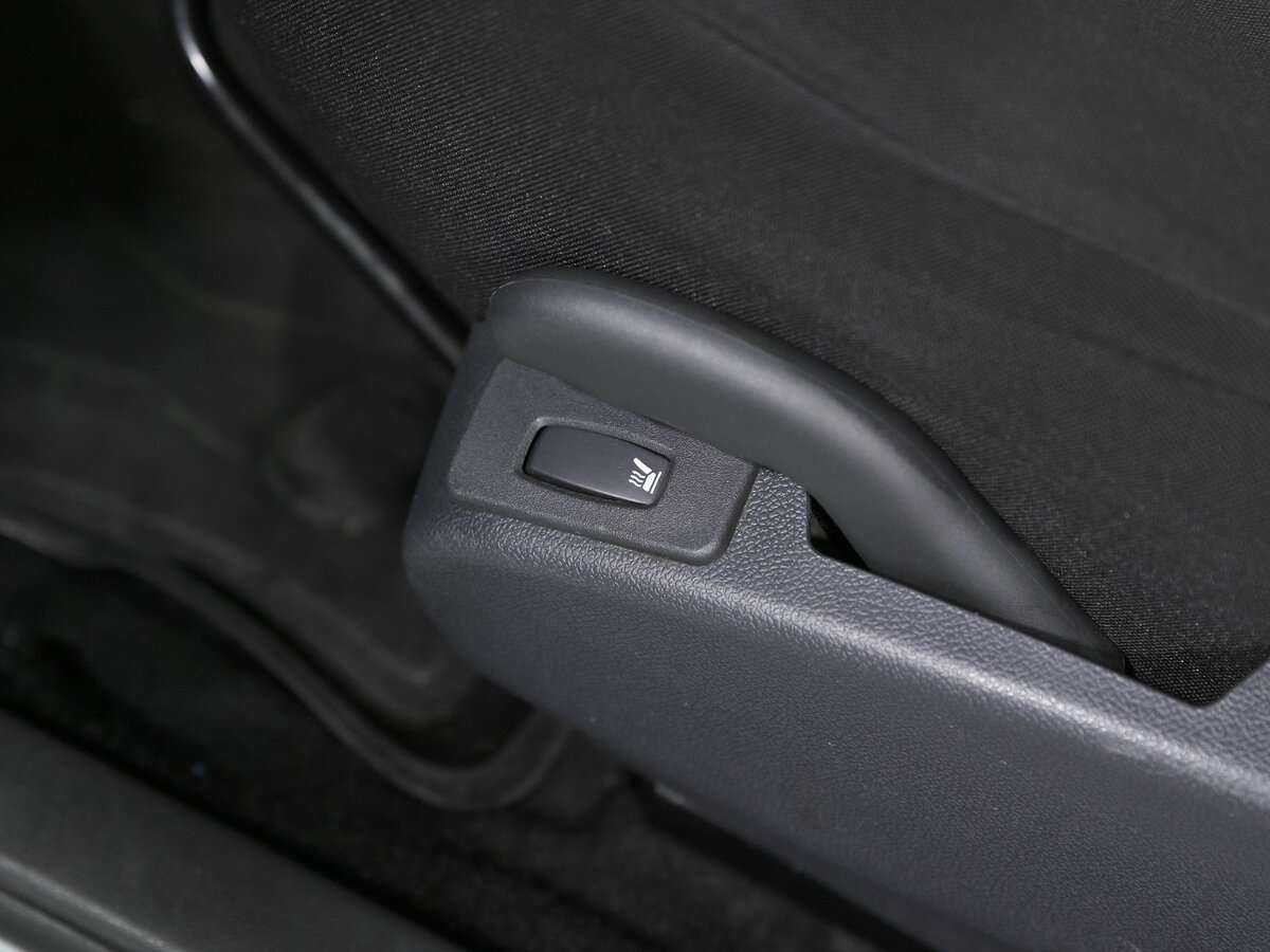 Nissan Almera 2018 года с пробегом. Фото: #12