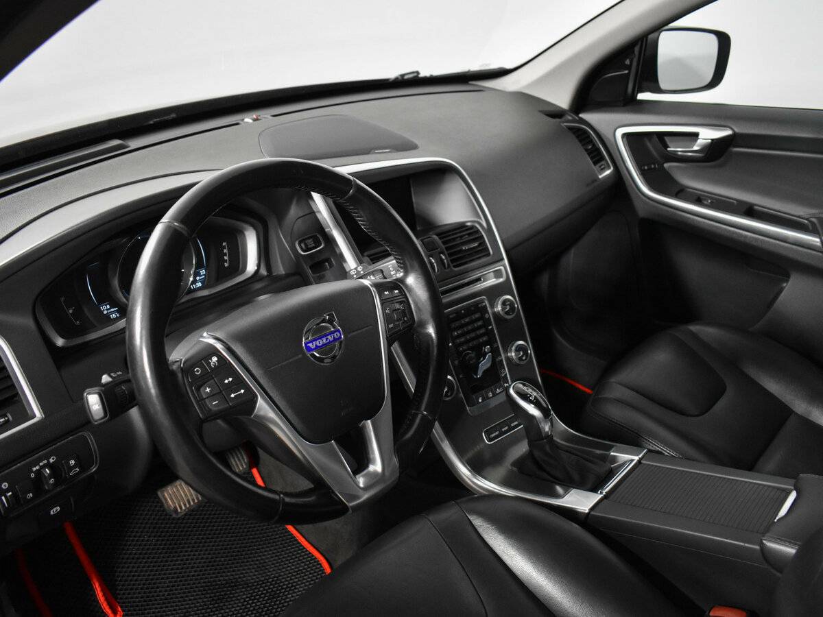 Volvo XC60 2015 года с пробегом. Фото: #6