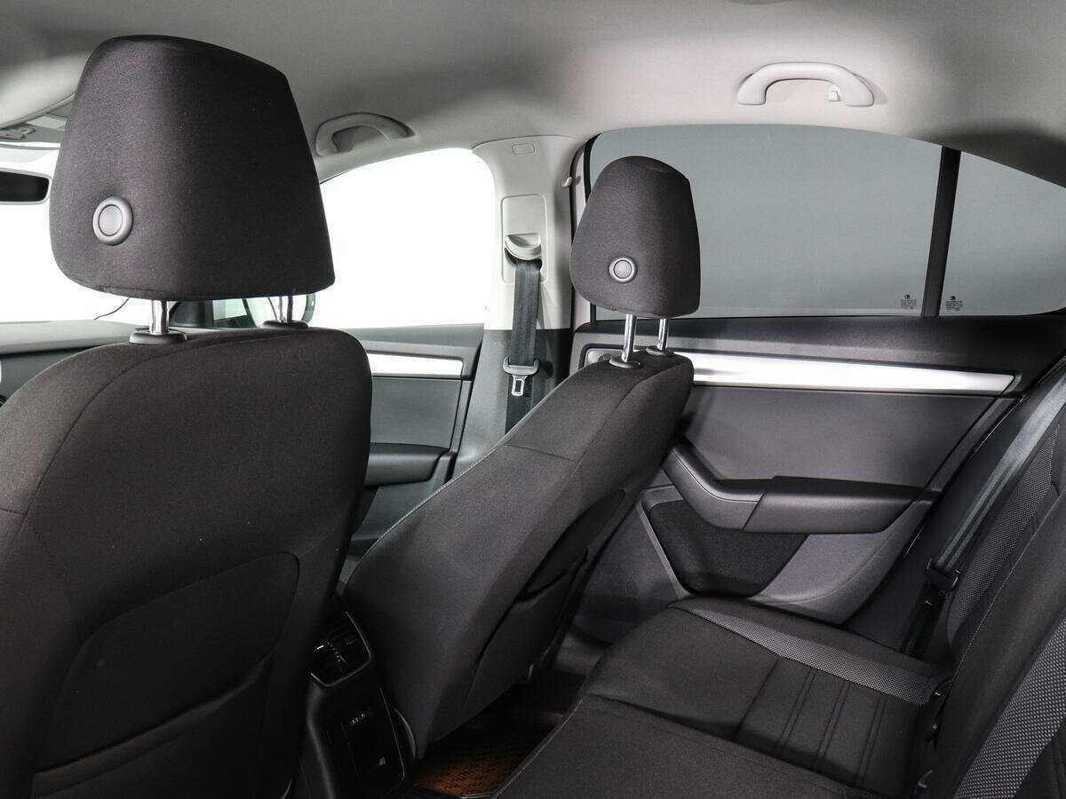 Skoda Octavia 2019 года с пробегом. Фото: #11