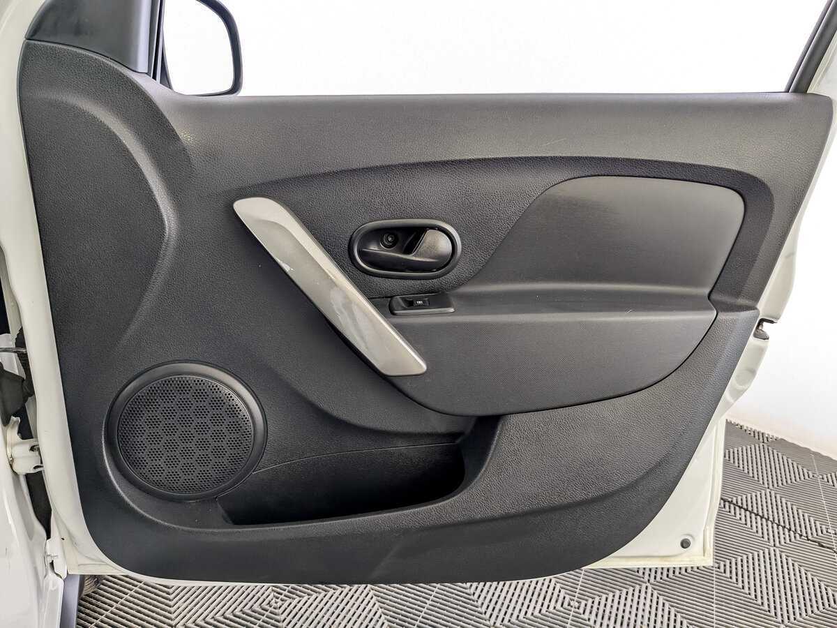 Renault Sandero 2019 года с пробегом. Фото: #23