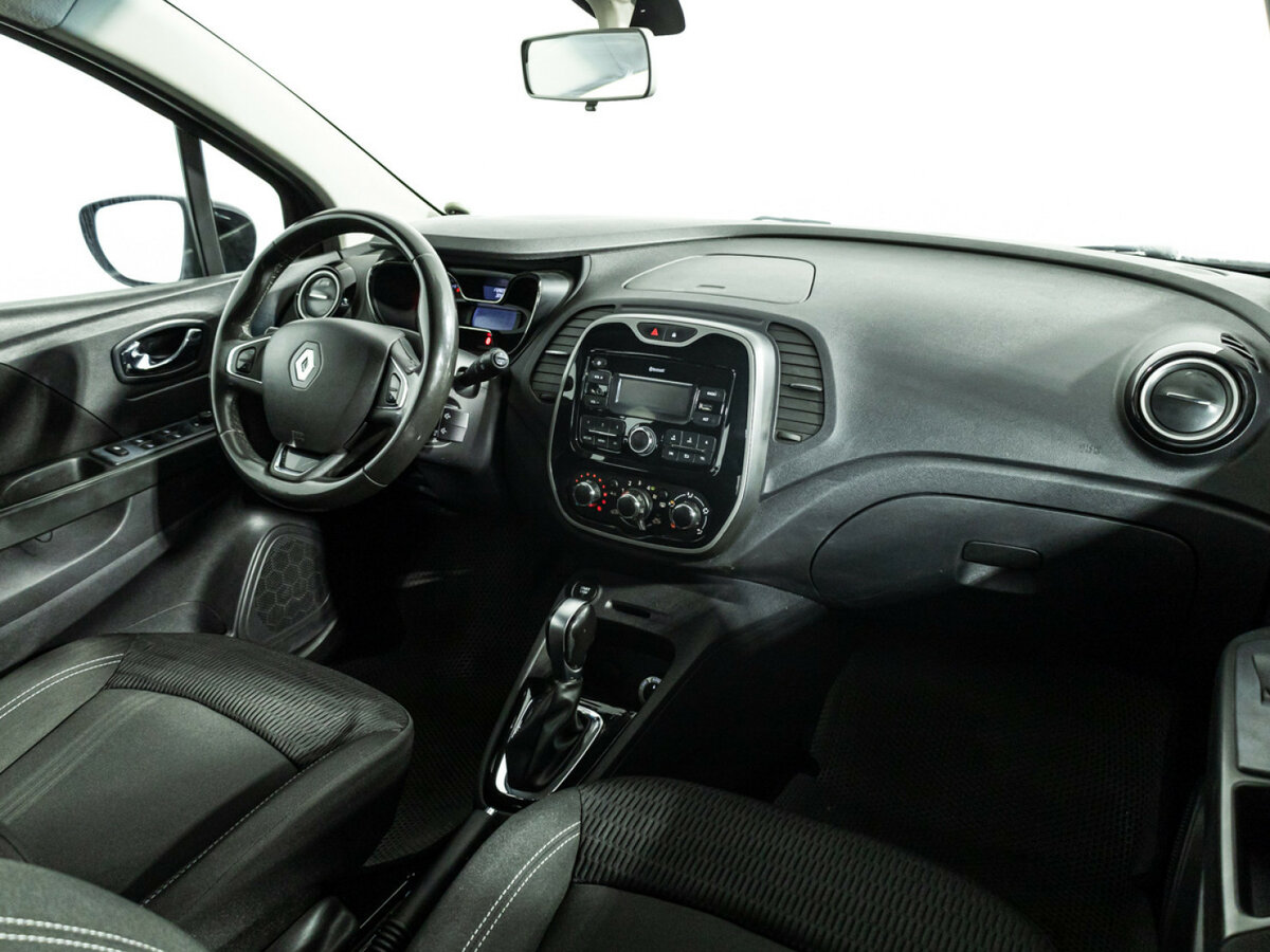 Renault Kaptur 2018 года с пробегом. Фото: #8