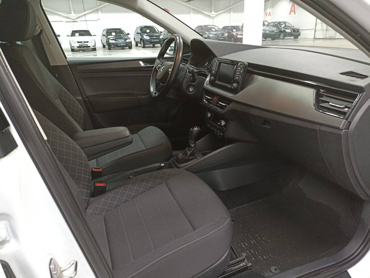 Skoda Rapid 2021 года с пробегом. Фото: #10