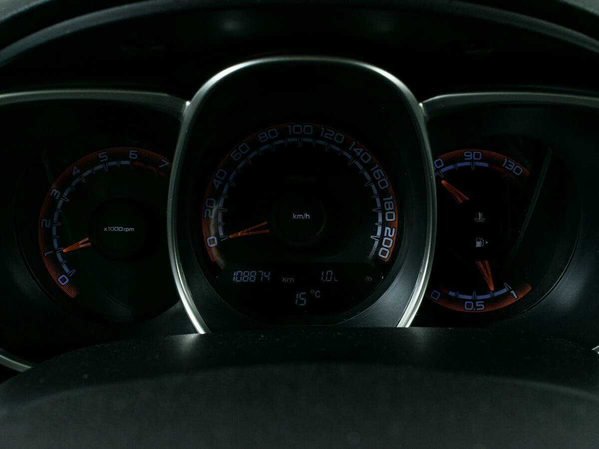 Lada (ВАЗ) Vesta 2018 года с пробегом. Фото: #11