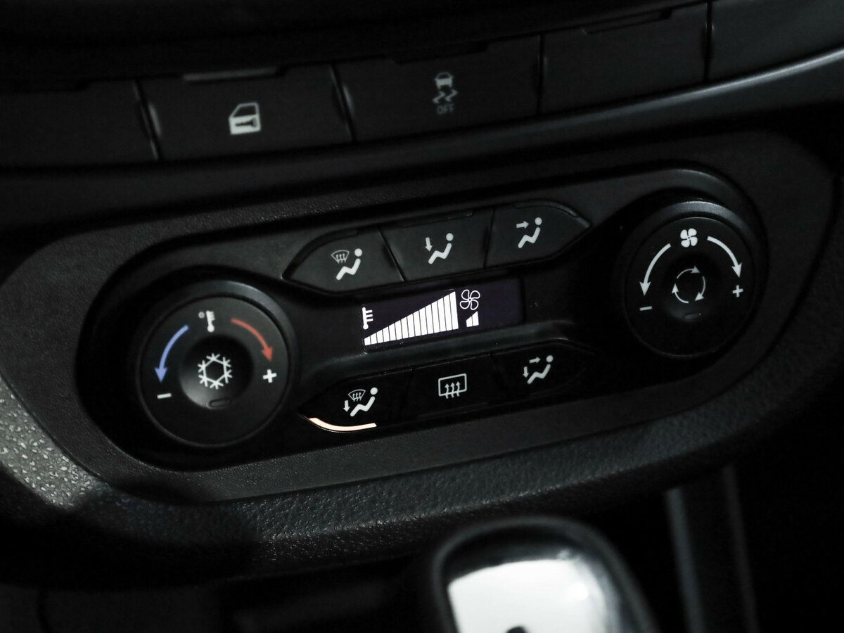 Lada (ВАЗ) Vesta 2020 года с пробегом. Фото: #12