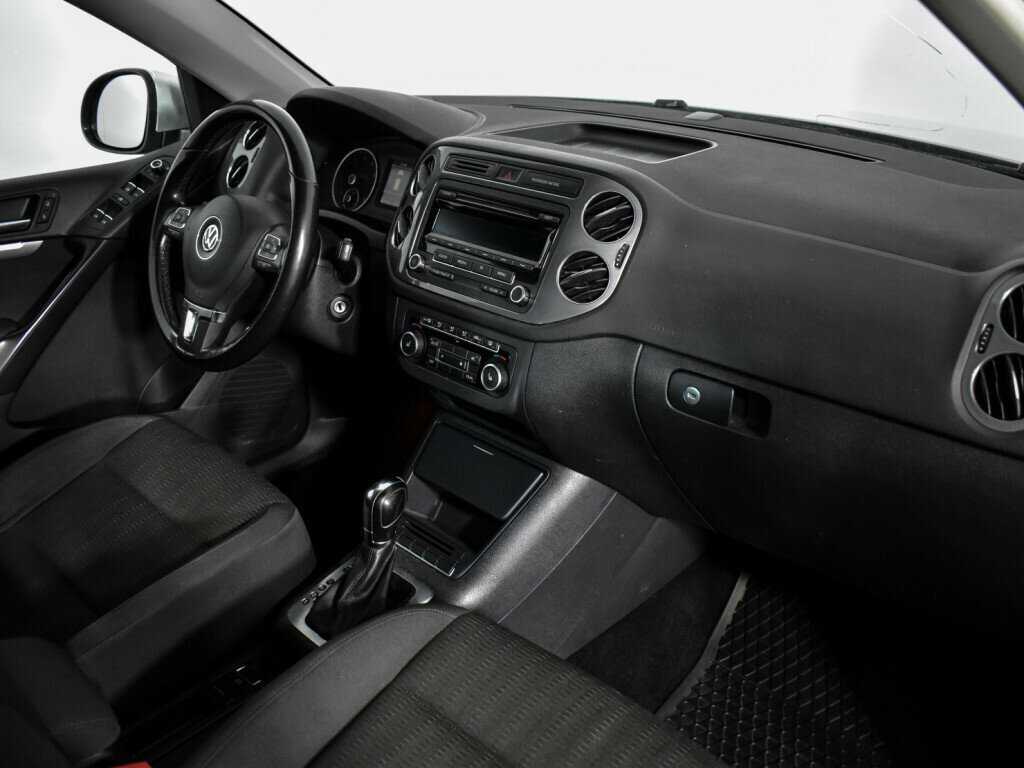 Volkswagen Tiguan 2012 года с пробегом. Фото: #12