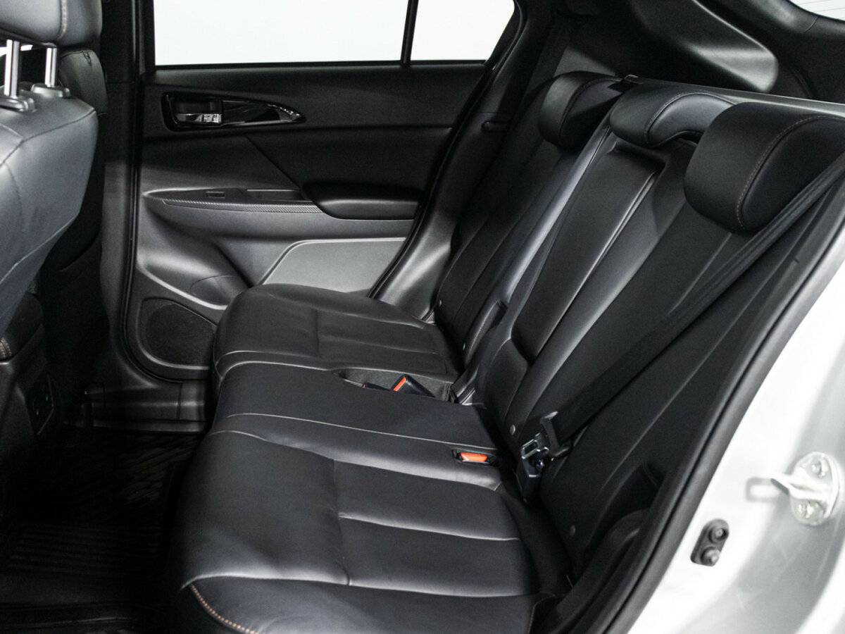 Mitsubishi Eclipse Cross 2018 года с пробегом. Фото: #9