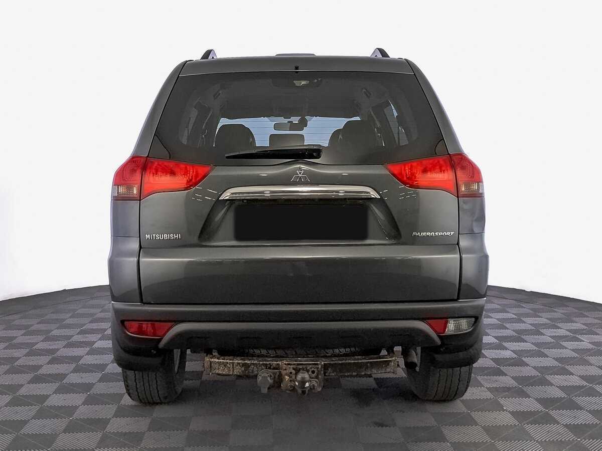 Mitsubishi Pajero Sport 2013 года с пробегом. Фото: #5