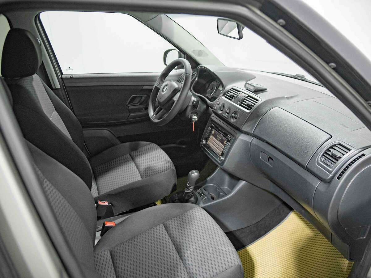 Skoda Fabia 2013 года с пробегом. Фото: #12