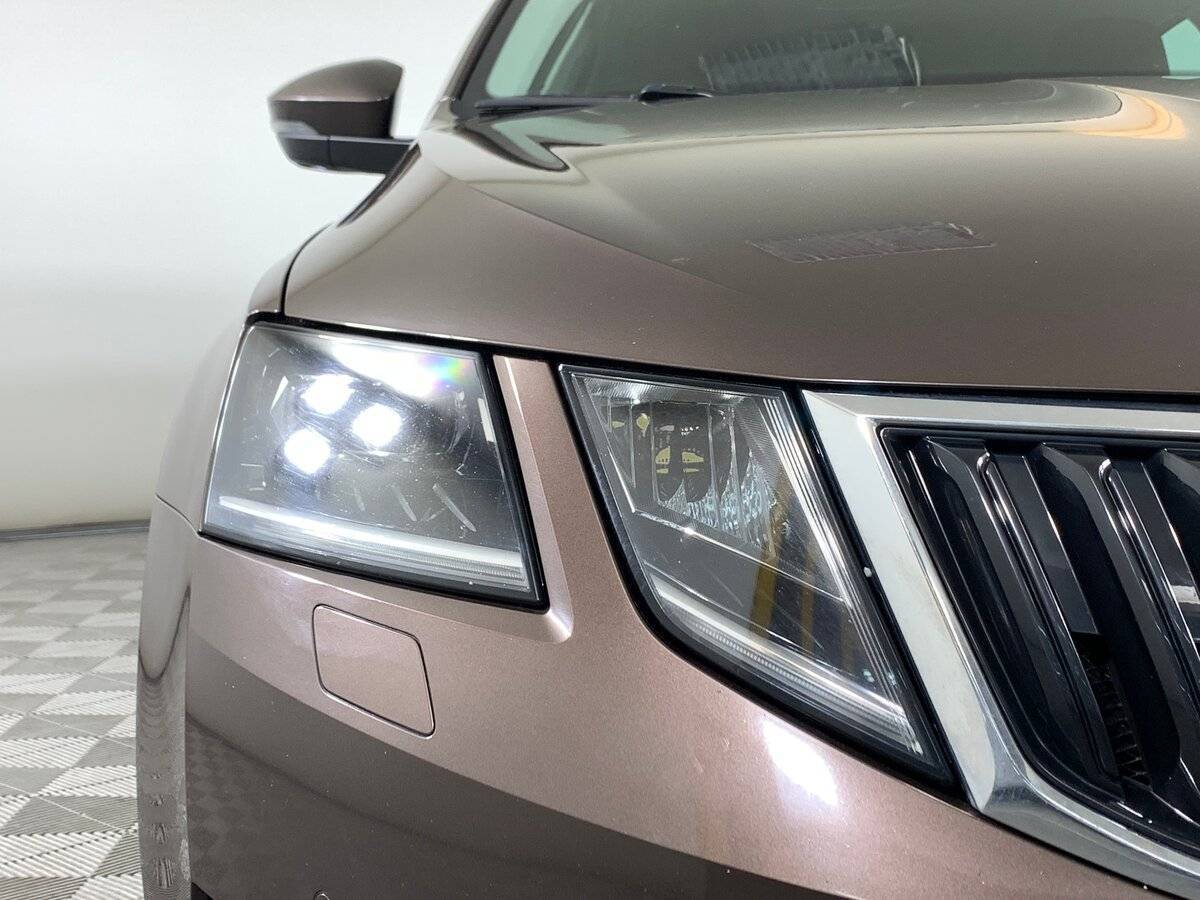 Skoda Octavia 2018 года с пробегом. Фото: #8