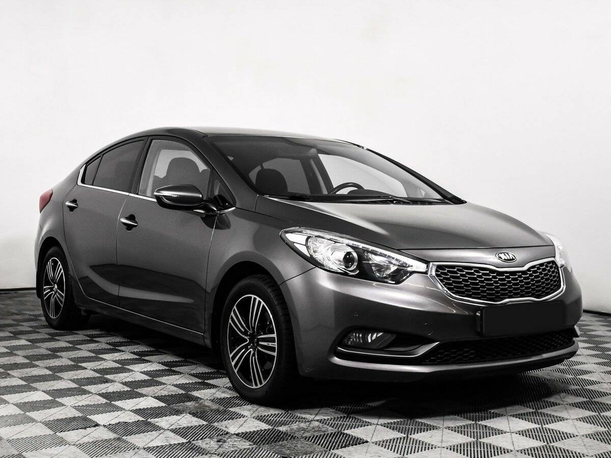 Kia Cerato 2015 года с пробегом. Фото: #2