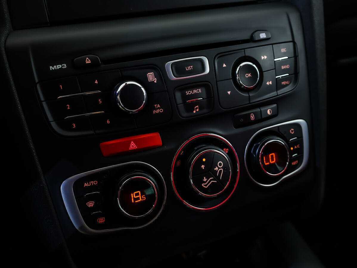 Citroen C4 2012 года с пробегом. Фото: #13