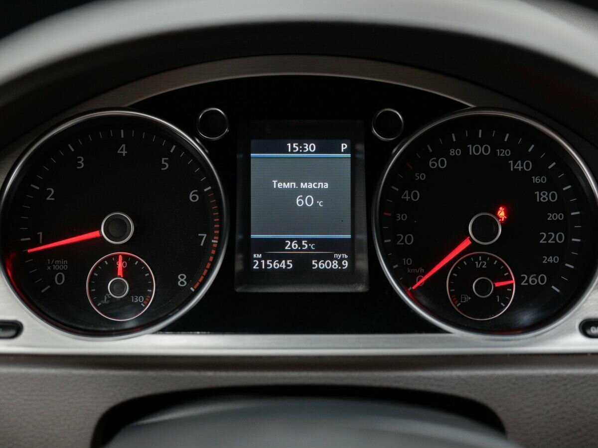 Volkswagen Passat 2012 года с пробегом. Фото: #20