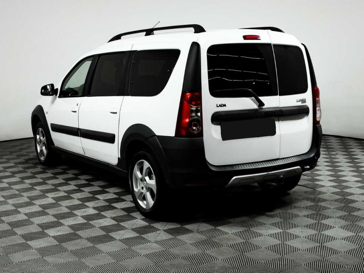 Lada (ВАЗ) Largus 2018 года с пробегом. Фото: #6