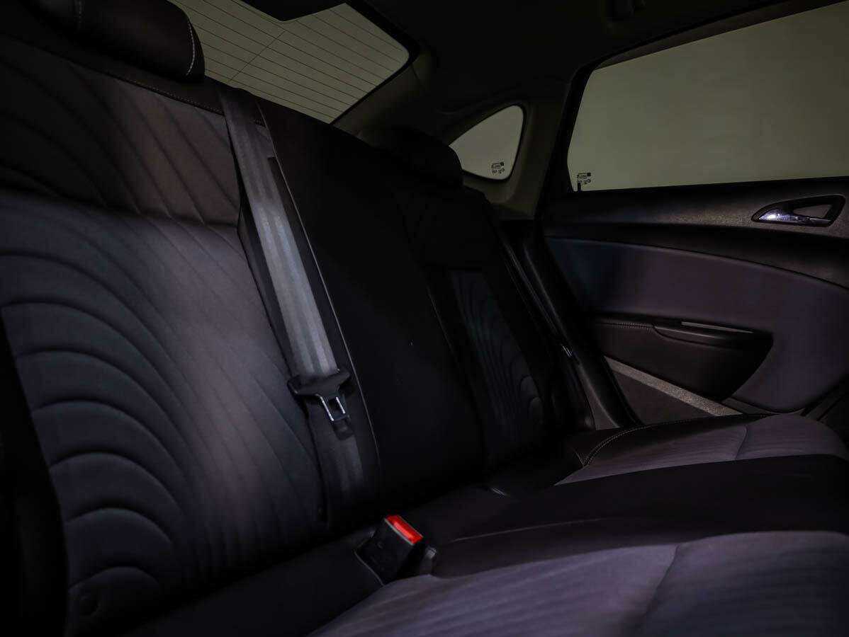 Opel Astra 2015 года с пробегом. Фото: #11