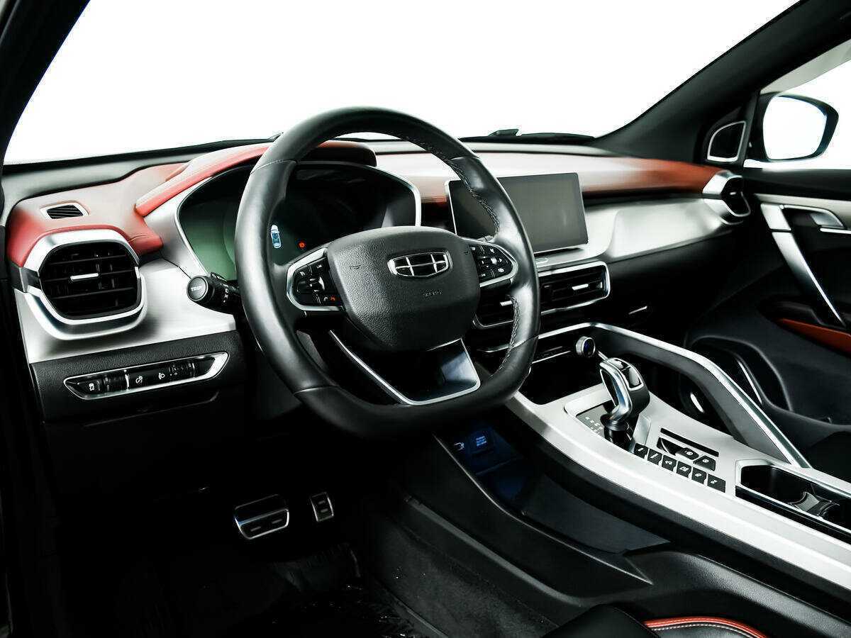 Geely Coolray 2022 года с пробегом. Фото: #12