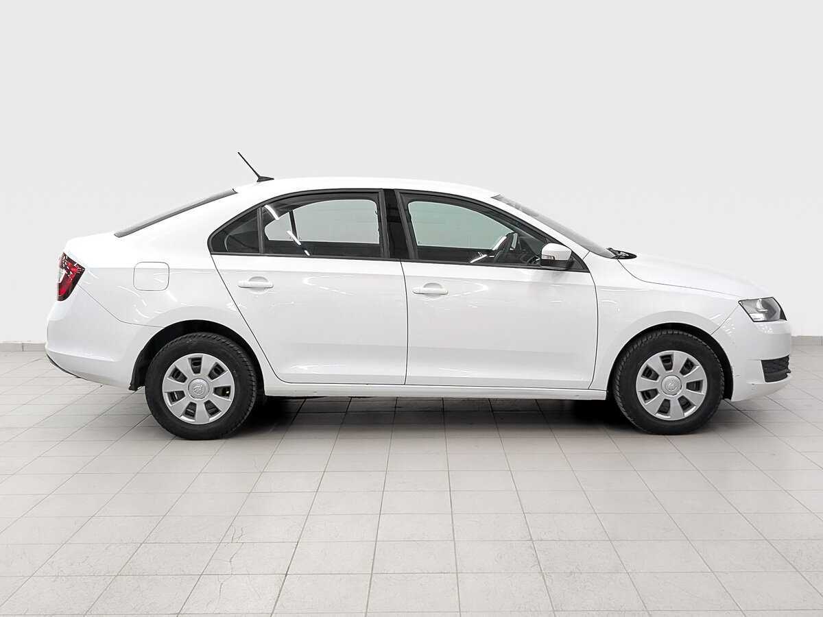 Skoda Rapid 2017 года с пробегом. Фото: #3